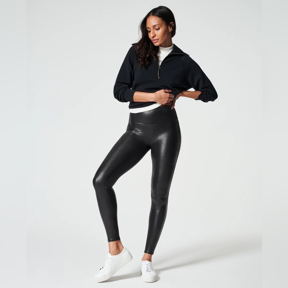 SPANX SPANXshape™ Faux Leather
Leggings